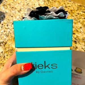 SOLD OUT Tieks Seafield Check Sz 8 NIB